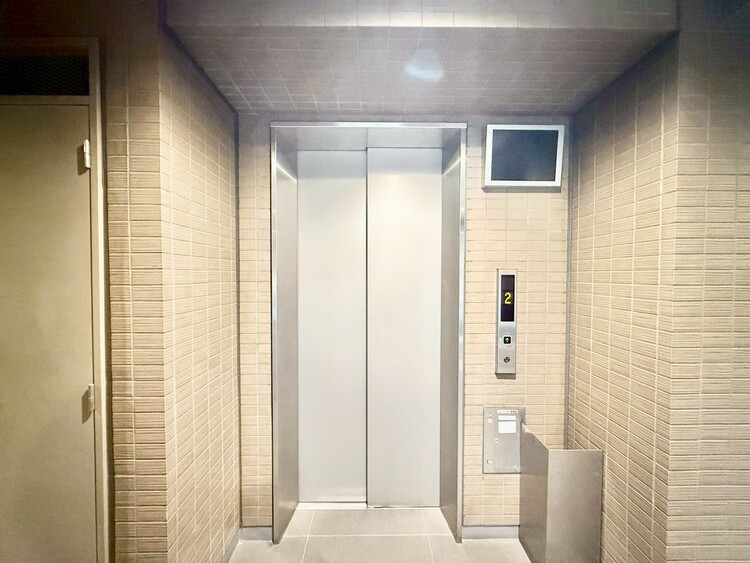 その他 エレベーター完備のため荷物が多くなっても安心。