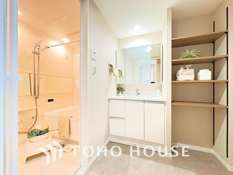 洗面 清潔感のある脱衣場