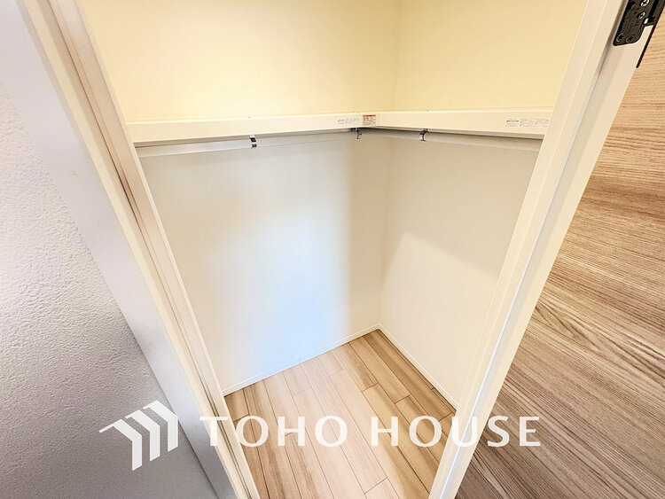 収納 沢山のお洋服を綺麗に収納できる「ウォークインクローゼット」