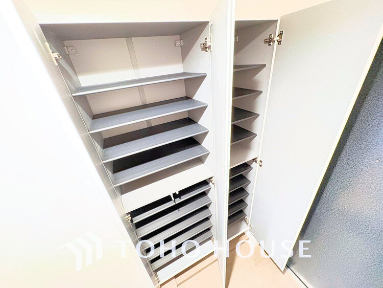 収納 収納スペースを完備、荷物が多い方でも安心の収納力