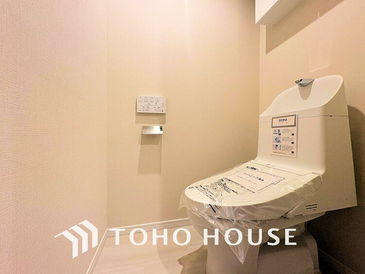 トイレ トイレには快適な温水洗浄便座付
