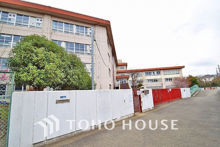 周辺 川崎市立長尾小学校　距離550ｍ