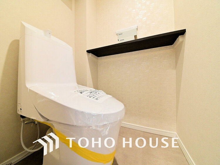 トイレ トイレには快適な温水洗浄便座付