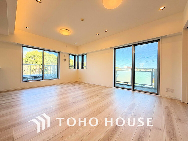 内装 ゆったりとくつろげる上質なリビングダイニング