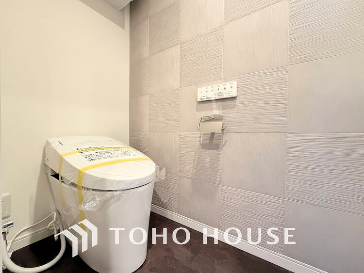 トイレ トイレには快適な温水洗浄便座付