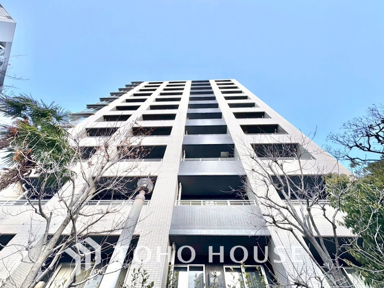 外観 【APPEARANCE】◆陽光◆が差し込む。この開放的な空間に家族の笑顔が集う。家族が一緒に過ごす空間は明るく、そして居心地よく。