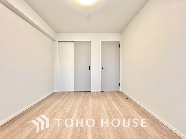 内装 【PRIVATE ROOM】◆快適◆な暮らしに不可欠な収納スペース。快適さとともに思い出も詰まっていく。