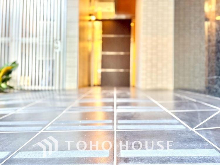 その他 【ENTRANCE】◆そびえ立つ◆我が家のシンボル。遠くの空が赤く染まる夕べが待ち遠しい。