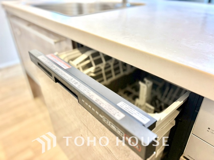 キッチン 【現況写真】◆Happy◆愛情たっぷりのお料理で家族にHappyを。システムキッチンがあなたをサポートしてくれます。