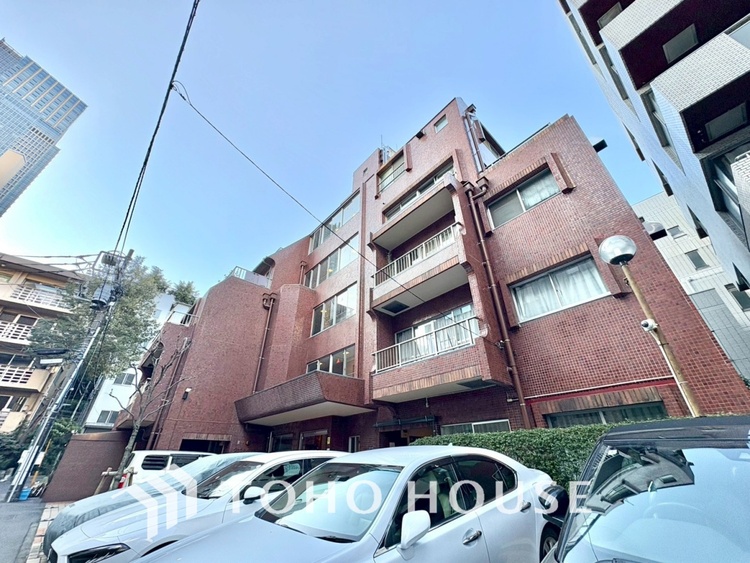 外観 【APPEARANCE】◆眩い◆光が燦々と入り、家族の笑顔を照らす。「いつまでも続いて」と願う夢のような毎日がここにある。