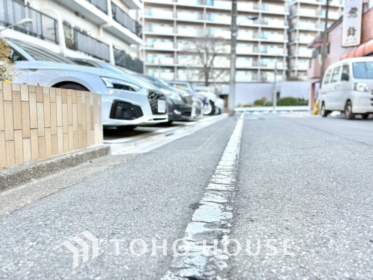 駐車場 【PARKING】◆愛車を◆安全に駐車できる駐車場がございます。