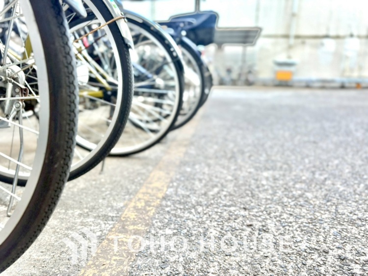 その他 【BICYCLE PAEKING LOT】◆駐輪場◆快適な生活には欠かせない自転車。開放的な駐輪場がございます。