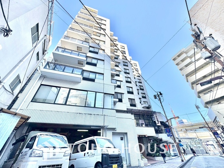 外観 【APPEARANCE】◆陽光◆が差し込む。この開放的な空間に家族の笑顔が集う。家族が一緒に過ごす空間は明るく、そして居心地よく。