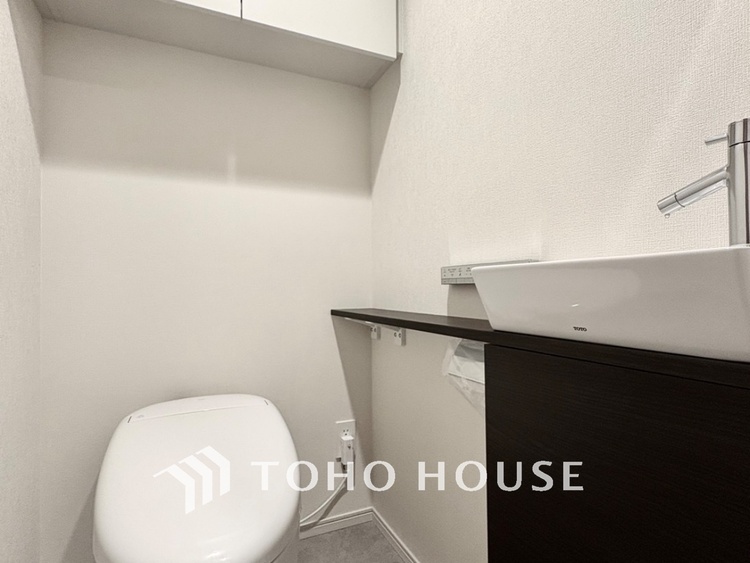 トイレ 【TOILET】◆快適◆な生活に不可欠。節水型の高性能トイレを新設。