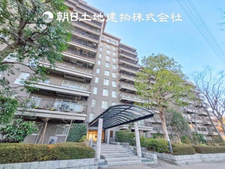 外観 将来にわたって資産価値が継続する「上質」な佇まいを目指しました。