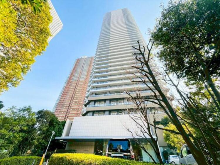 外観 家の良し悪しだけではなく周辺環境も重要なポイントとなります！ご案内時に周辺環境もご案内いたします！流行に左右されず将来にわたって価値が継続する佇まい！良好な住環境が保たれたエリアで新生活を過ごせます