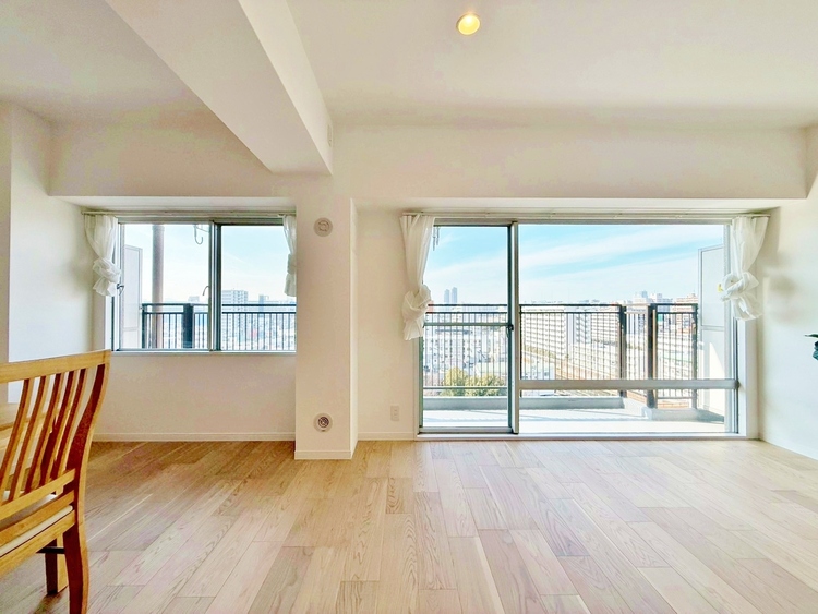 居間 過ごす時間が、たくさんの思い出として紡がれていく場所。