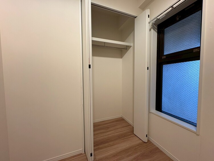 収納 居室にはクローゼットがあり、荷物もスッキリ収納して快適にお過ごしいただけます。