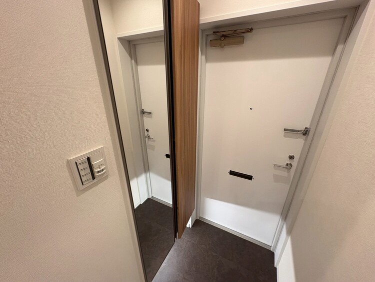 玄関 シューズボックスを完備した玄関です。