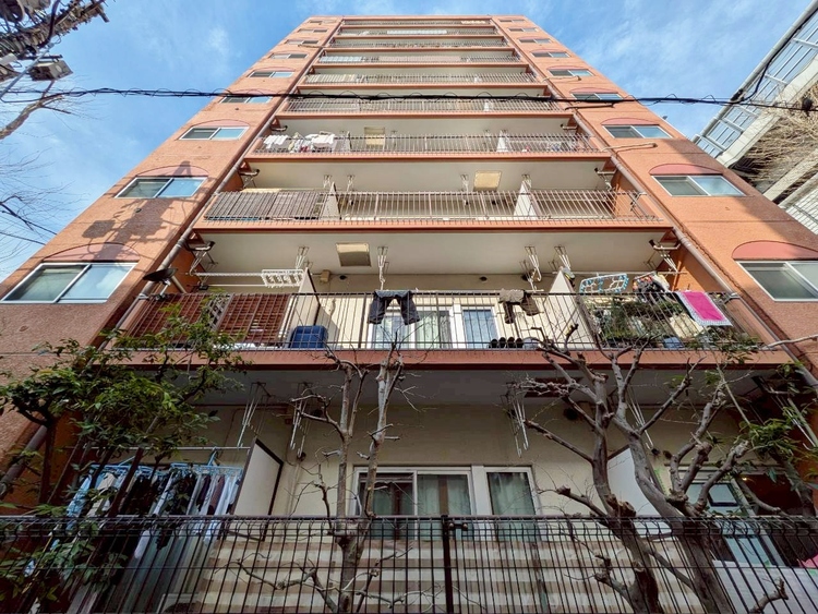 外観 資料には掲載していない情報が、現地にはたくさんあります。是非一度、現地をご確認ください。