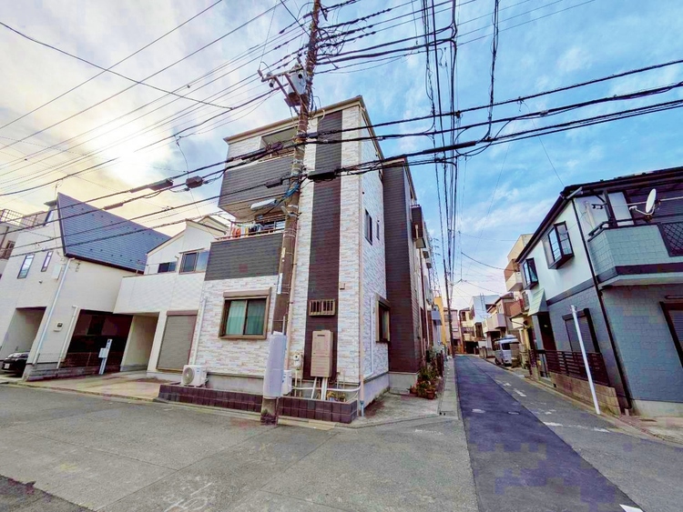 外観 ライフプランニングからローンまで、一貫してご説明させていただきます。お気軽にお問い合わせくださいませ。