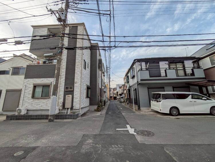 外観 現地に足をお運びいただいた際には、周辺散策などをお勧めいたします。