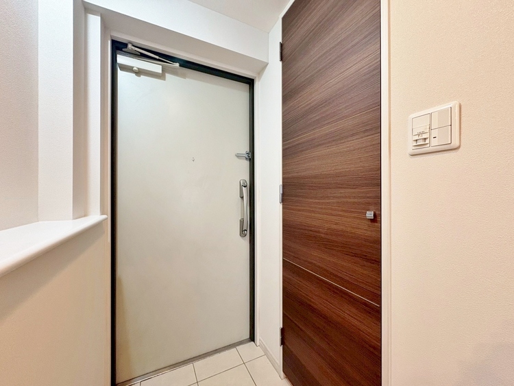 玄関 シューズボックスを完備した玄関です。