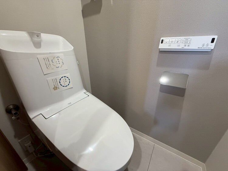 トイレ 暮らしの中のさりげないひとときの快適さにも、こだわりを、持って設備を配しております。