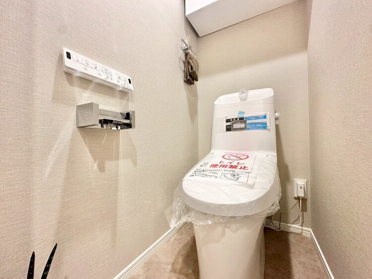 トイレ 暮らしの中のさりげないひとときの快適さにも、こだわりを、持って設備を配しております。