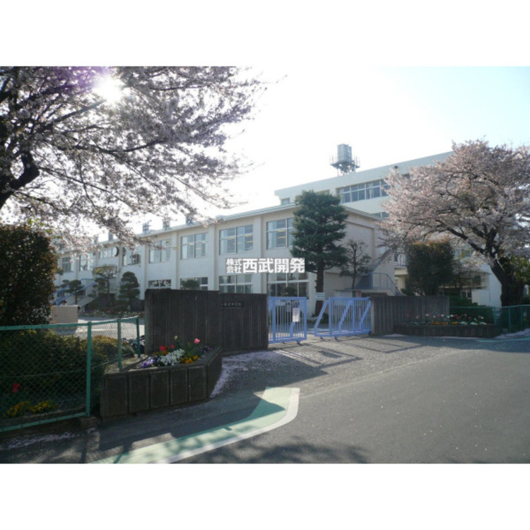 周辺 藤沢中学校(約1600m)