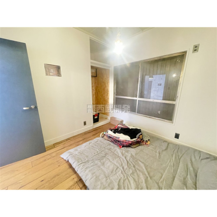 内装 部屋ごとに設けた収納は住みやすさへのこだわり