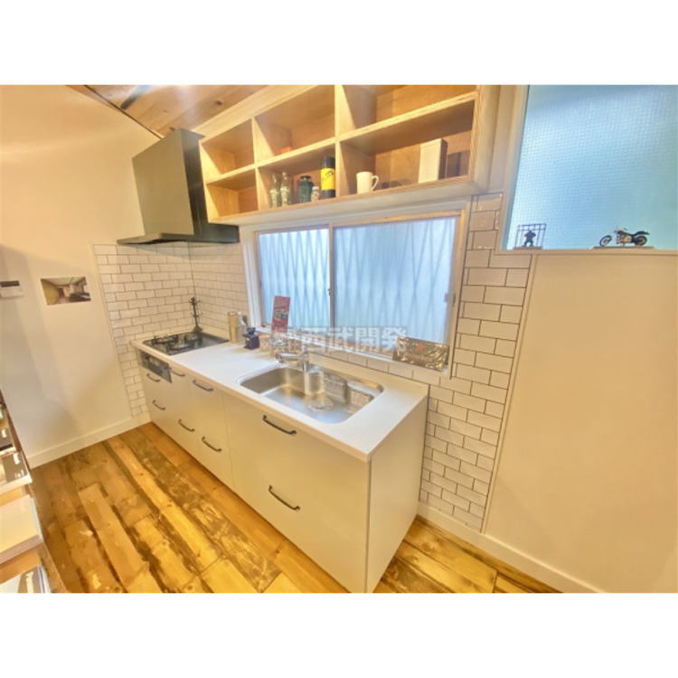 キッチン お子様と一緒に料理もできるゆったりとしたキッチンです