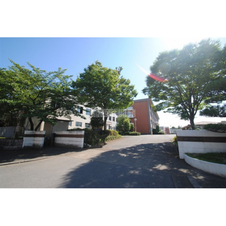 周辺 霞ヶ関西中学校(約550m)