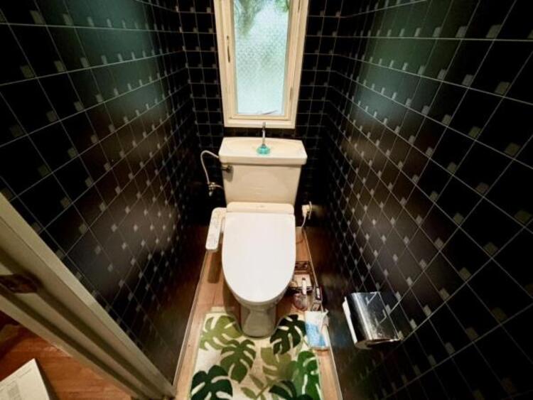 トイレ 清潔感のあるシンプルで使いやすいトイレです。
