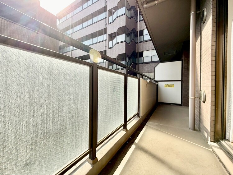 その他 朝の澄んだ空気や、夕方に吹く清々しい風を感じられるバルコニー。