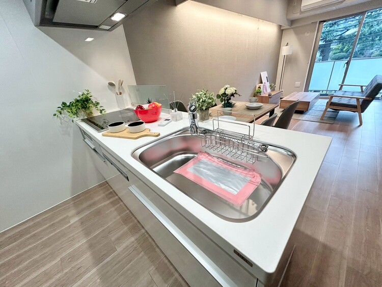 その他 開放感のあるキッチンスペース。調理をしながら、会話も弾みそうですね。