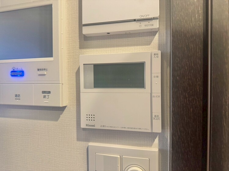 その他 見やすい画面で操作しやすい給湯パネル。