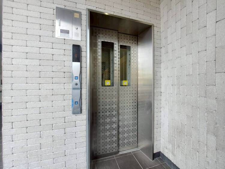 その他 エレベーター完備のため荷物が多くなっても安心。