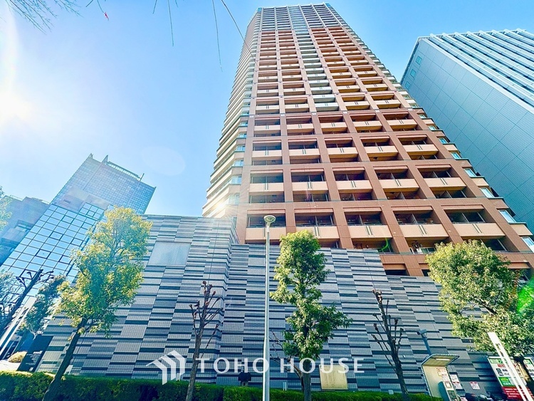 内装 使いやすく、明るい洋室に仕上がります。子供部屋や趣味のお部屋にご利用できます。