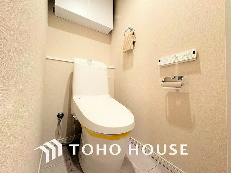 トイレ トイレには快適な温水洗浄便座付