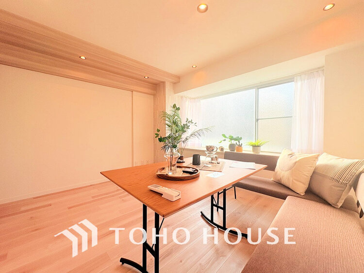 内装 家族みんなが爽やかに過ごせるように、光をたっぷり取り込んだLDK