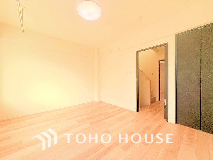 内装 シンプルですっきりとした室内は飽きのこない居心地の良い雰囲気