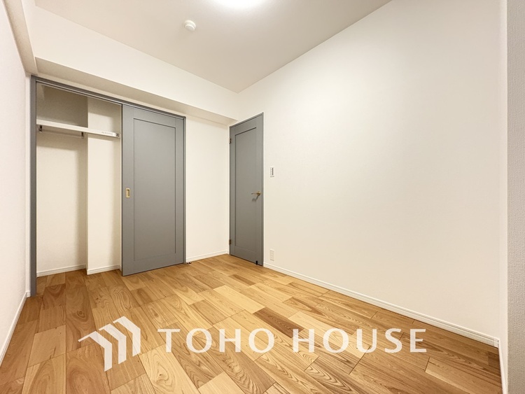 内装 シンプルですっきりとした室内は飽きのこない居心地の良い雰囲気です