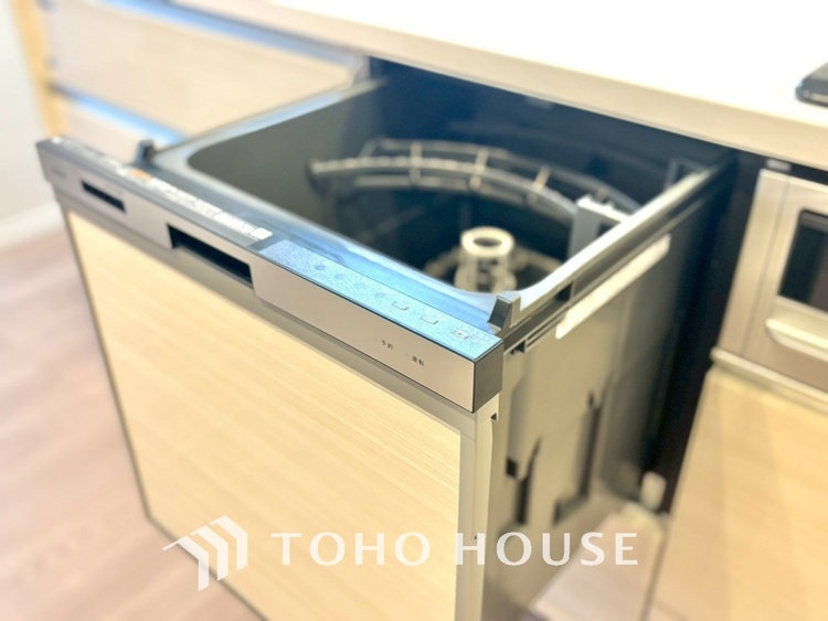 キッチン ◆食洗機◆お子様の面倒を見れる時間が増え時短になります。加えて手荒れも防げてしかも節水が高い為、大変人気があり重宝します。