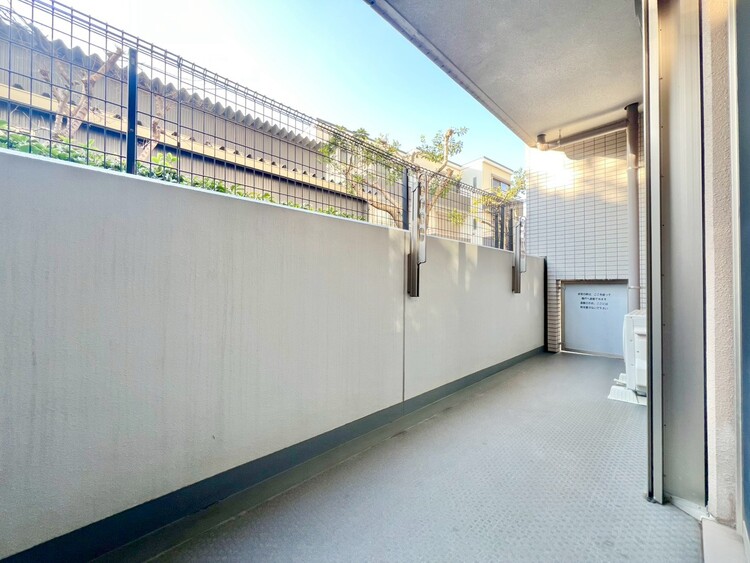 その他 朝の澄んだ空気や、夕方に吹く清々しい風を感じられるバルコニー。