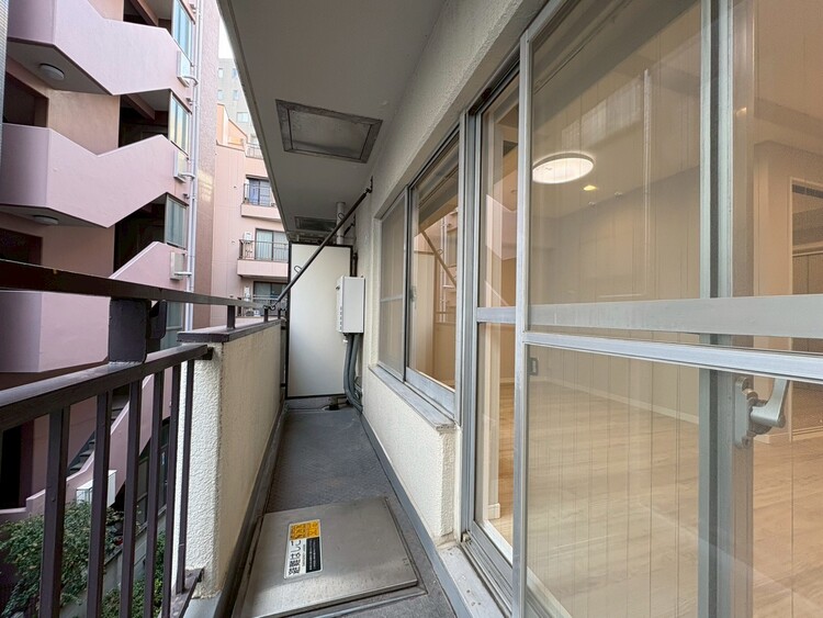 その他 朝の澄んだ空気や、夕方に吹く清々しい風を感じられるバルコニー。