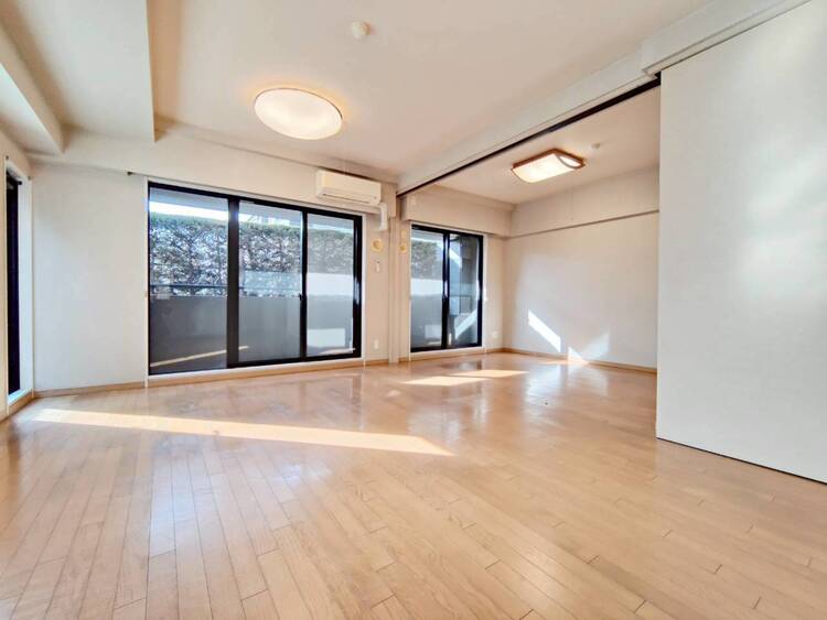 居間 「空間が織り成すひとつ先の住み心地」を演出します。