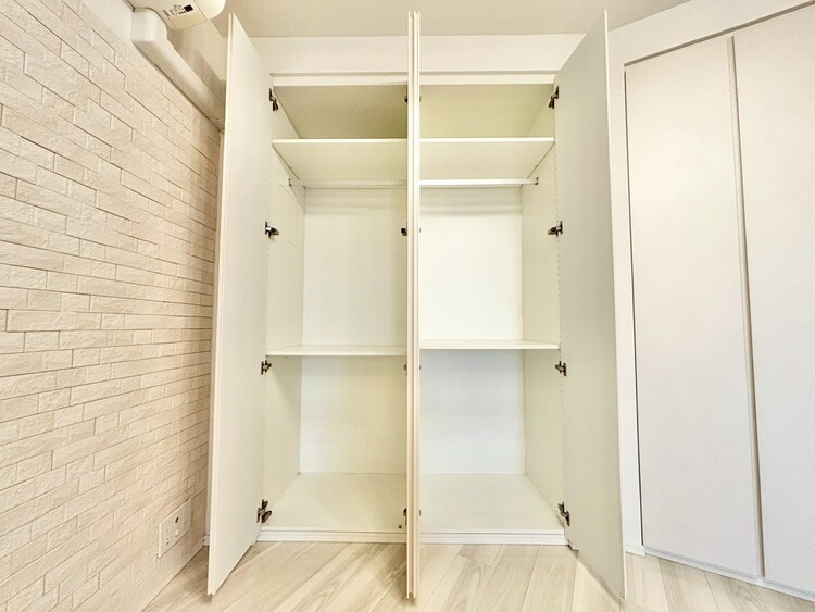 その他 収納スペースが付いていて、お部屋を広く使っていただけます。