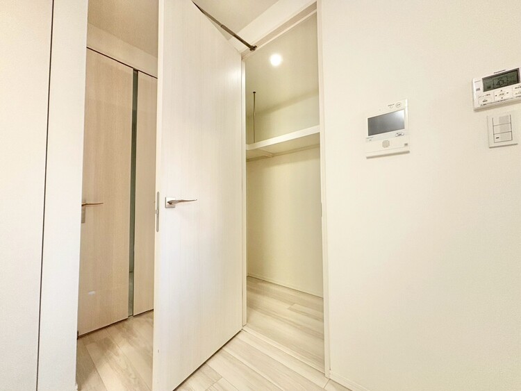 その他 家電やスーツケース、ストック品など何でも片付く嬉しい空間です。