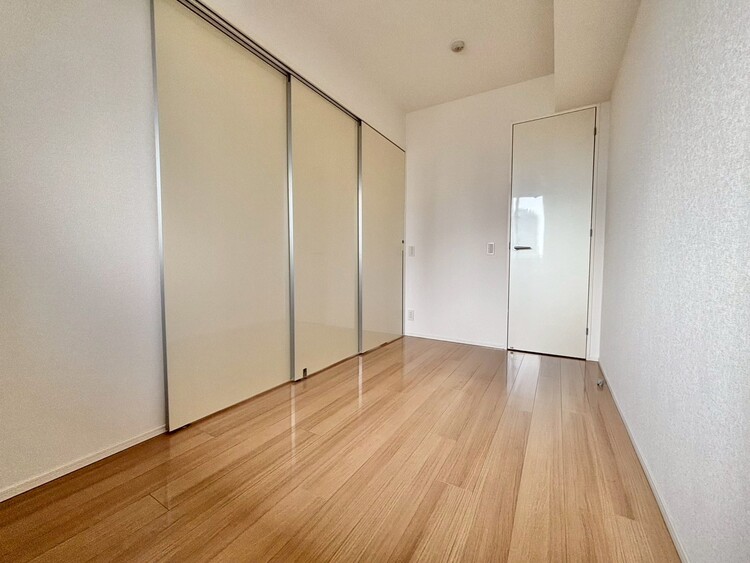 その他 清かで艶やかな時間をもたらしてくれる室内です。